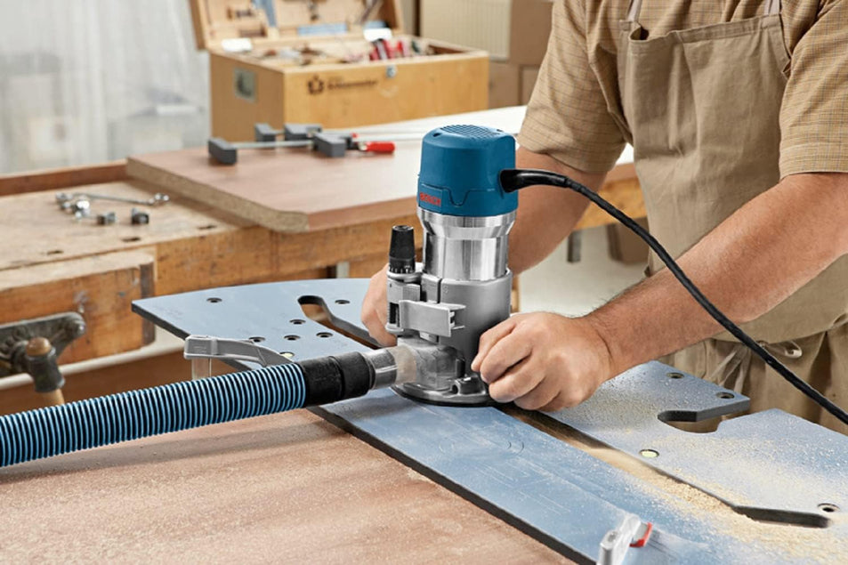 BOSCH 1617EVSPK Wood 12 Amp Router Tool Combo Kit 2.25 Horsepower Plunge Router & Fixed Base with a Variable Speed
