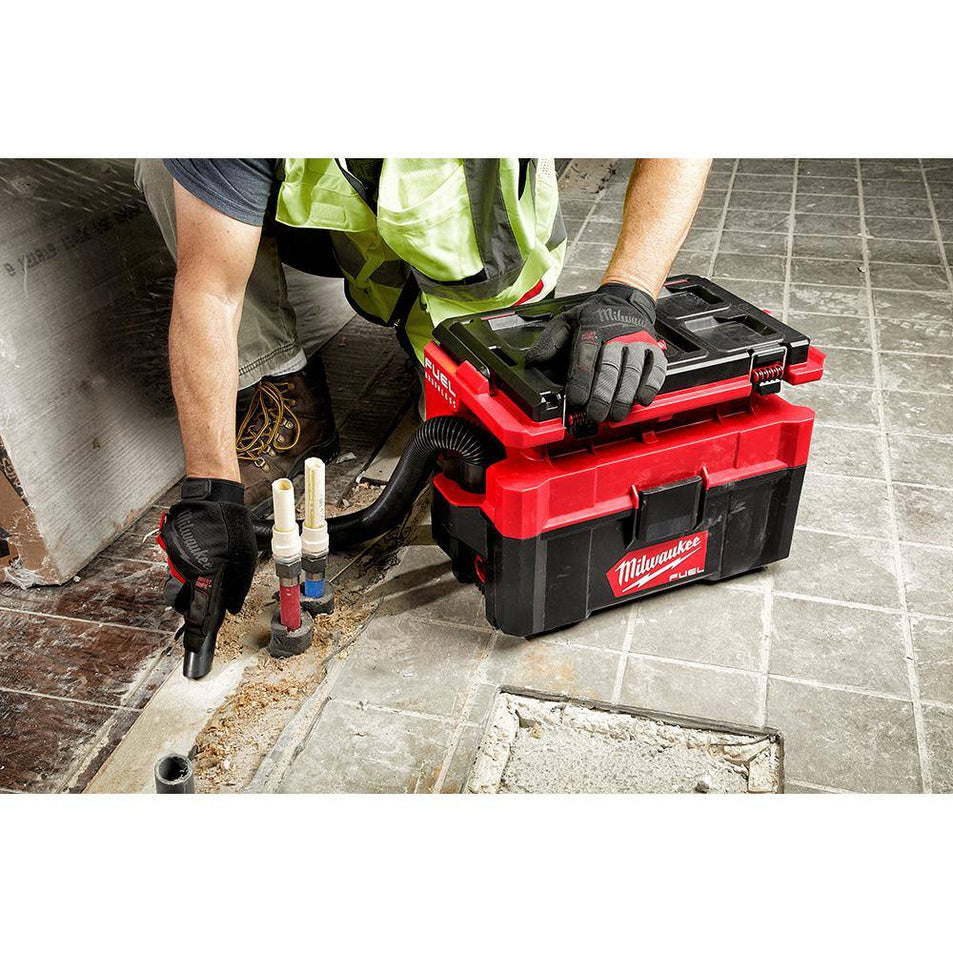 0970-20-48-11-1862 M18 FUEL PACKOUT 18-Volt Lithium-Ion Cordless 2.5 Gal. Wet/Dry Vacuum with (2) M18 HIGH OUTPUT 6.0 Ah Batteries