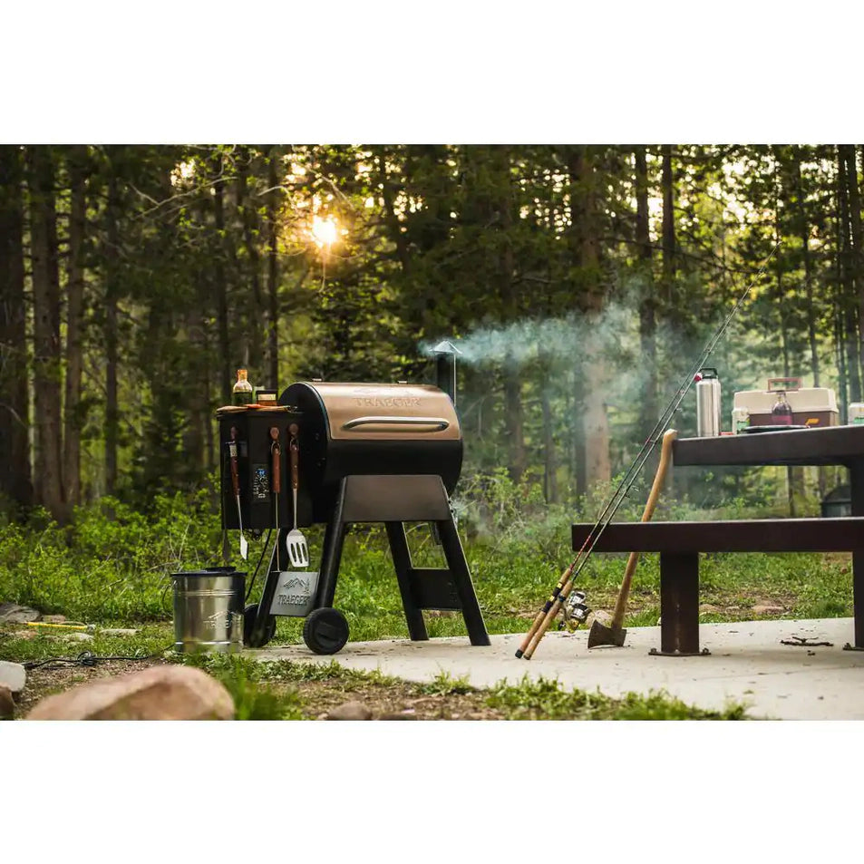 Pro Series 22 Pellet Grill in Bronze