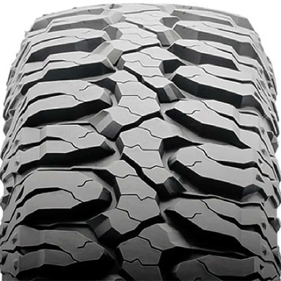 M/T Mud Terrain LT33X12.50R15 108Q C Light Truck Tire